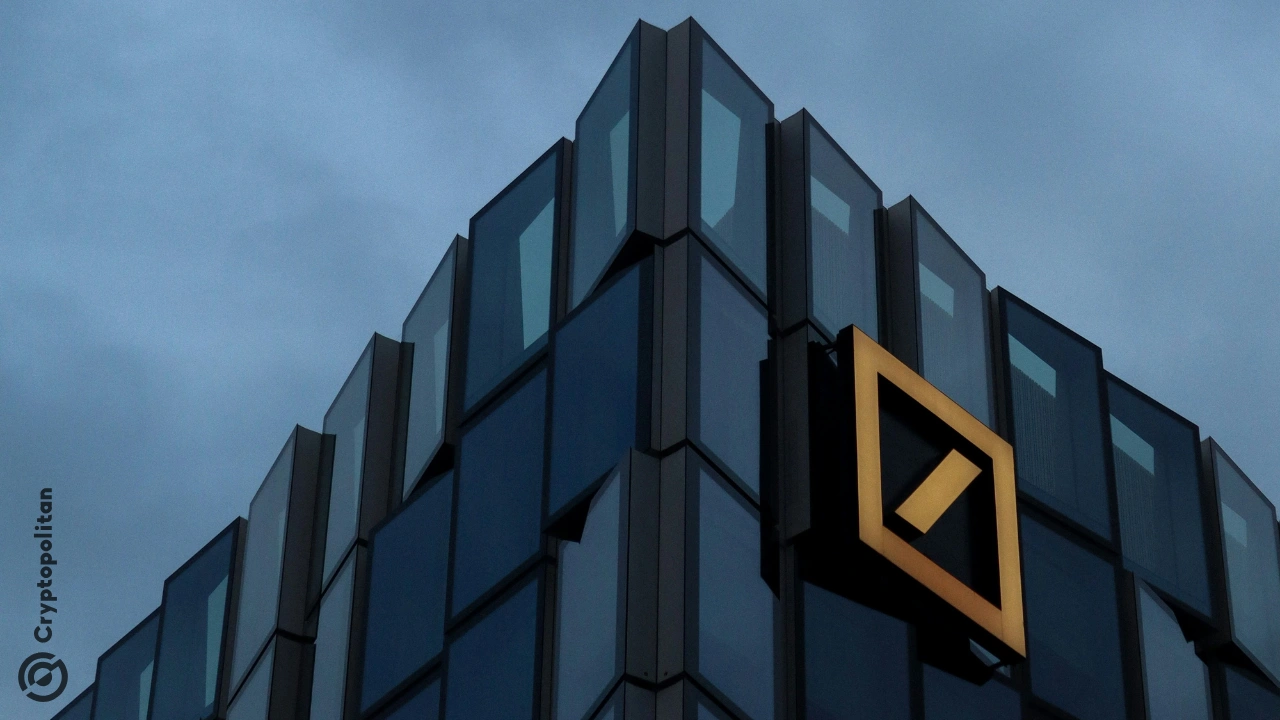 Deutsche Bank shares top book value at €33.95, a first since the 2008 crisis